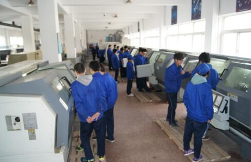 北京科技高级技术学校宿舍、校园环境图 北京科技高级技术学校宿舍、校园环境图